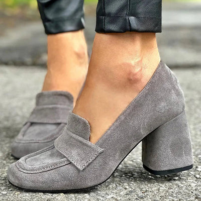 Halelina - Retro loafersy z zamszu z kwadratowym noskiem i grubym obcasem